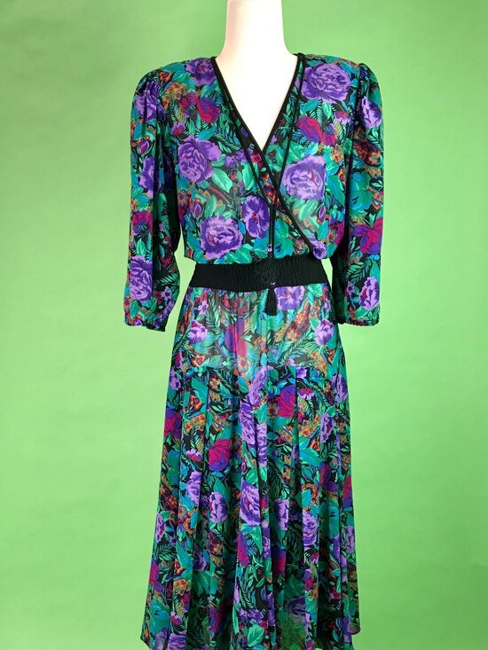 Diane Freis Dresses & Skirts - Vintage 80s Diane Freis Bold Dark Floral Pleated Georgette Dress Size Large